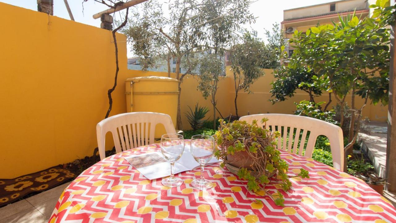 Yellow House-Villetta Con Giardino オリスターノ エクステリア 写真